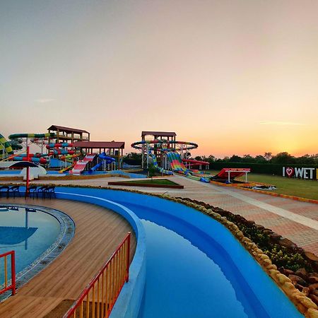 Wet N Wild Water Park & Resort Mendarda Zewnętrze zdjęcie
