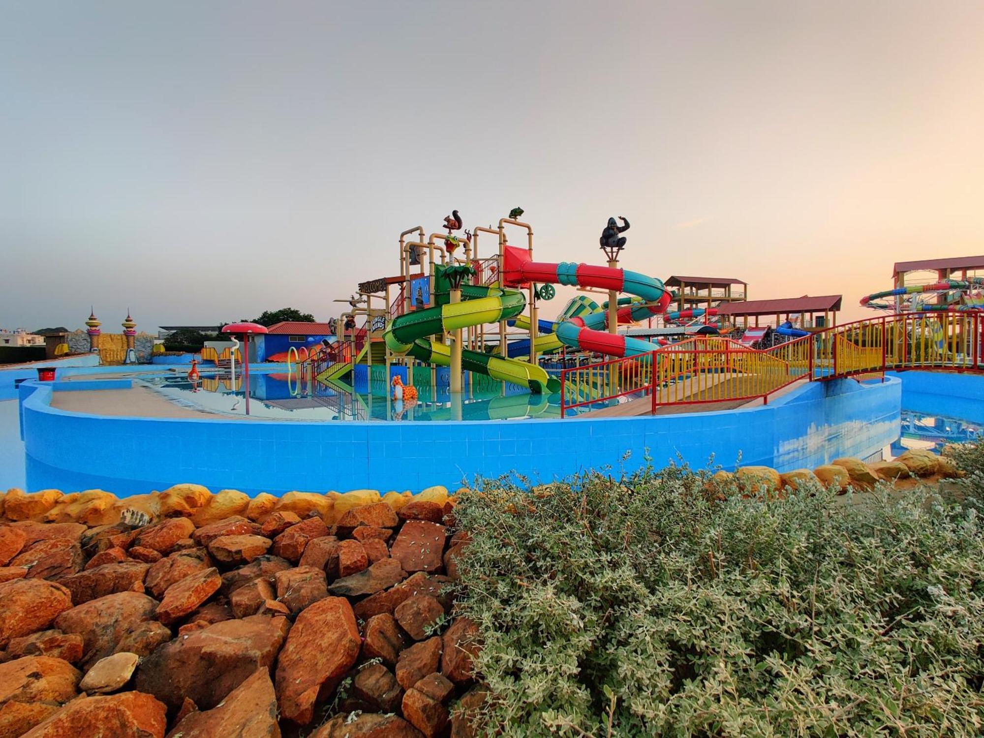Wet N Wild Water Park & Resort Mendarda Zewnętrze zdjęcie