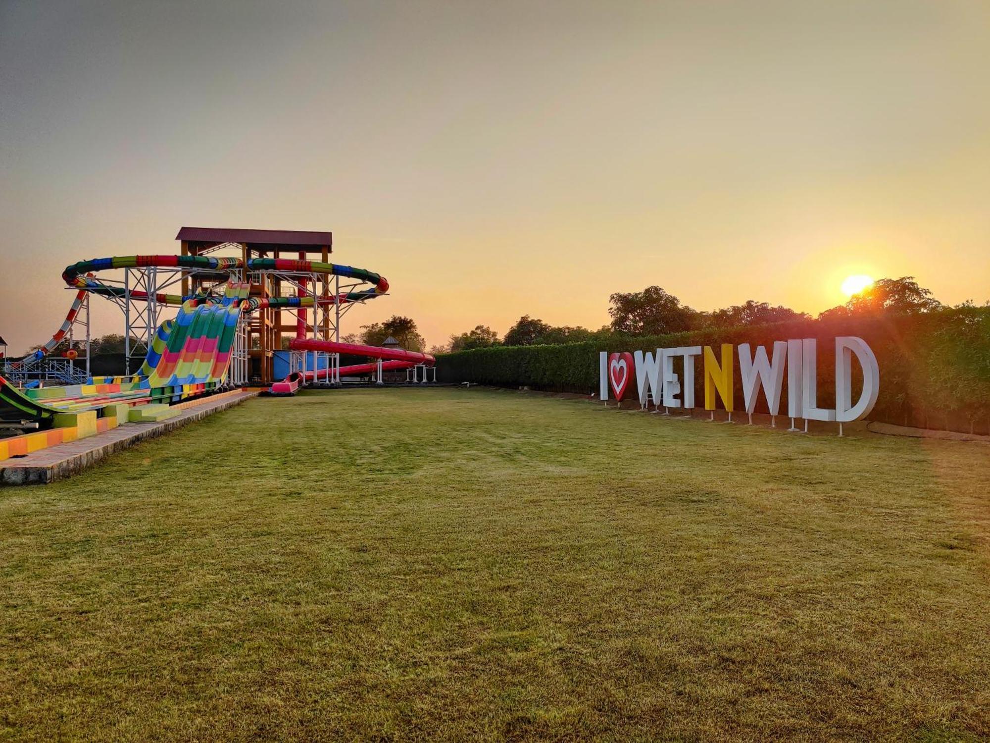 Wet N Wild Water Park & Resort Mendarda Zewnętrze zdjęcie